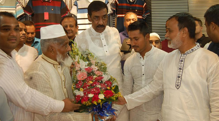 নাঃগঞ্জে ইজি ফ্যাশনের উদ্বোধনকালে, আর ঢাকায় যেতে হবে না : শামীম ওসমান